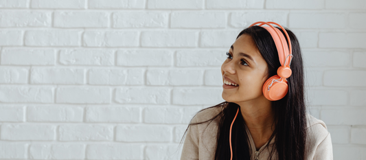 Teenager meditating with focus and intention — goal-oriented meditation for adolescent resilience and wellbeing | Nidra Mind